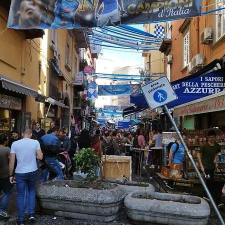 Eleonora's Naples